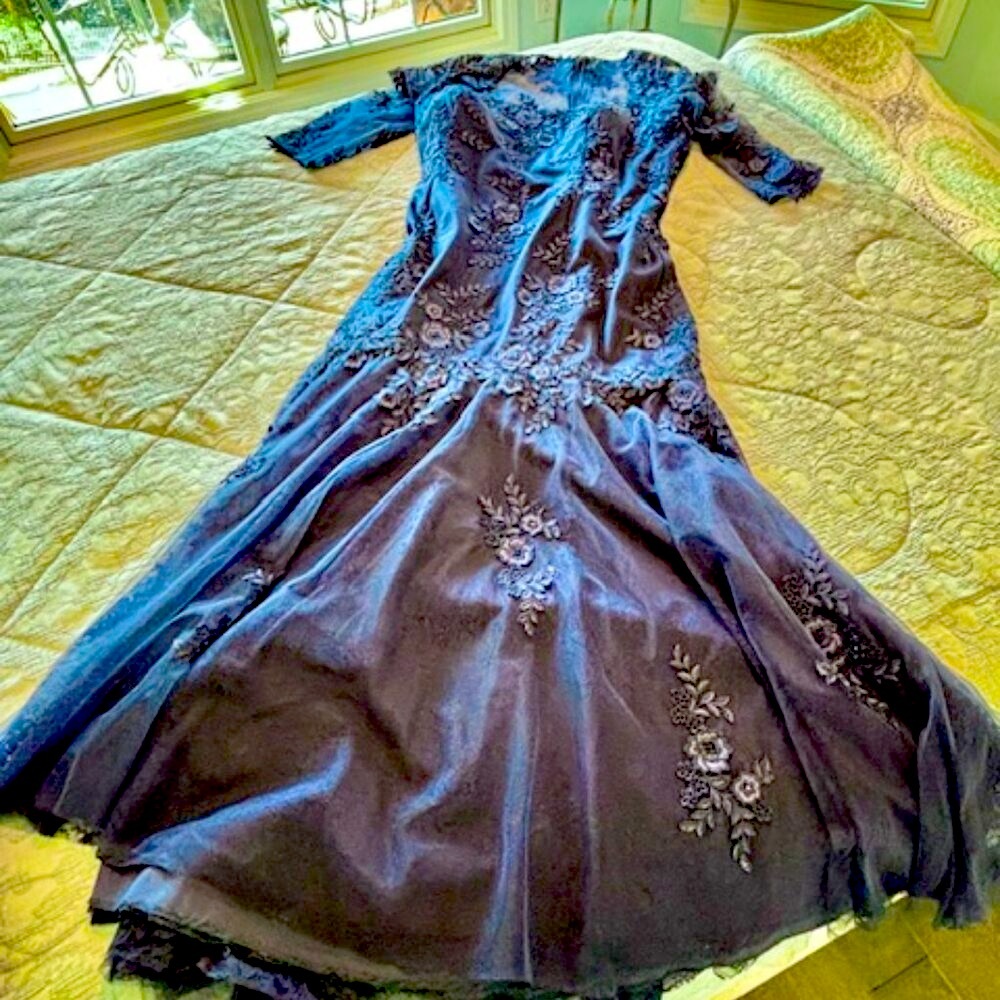 La Femme Blue Black Tie Floor Length Fit & Flare Dress w Sweep Train SZ 18 & 16W